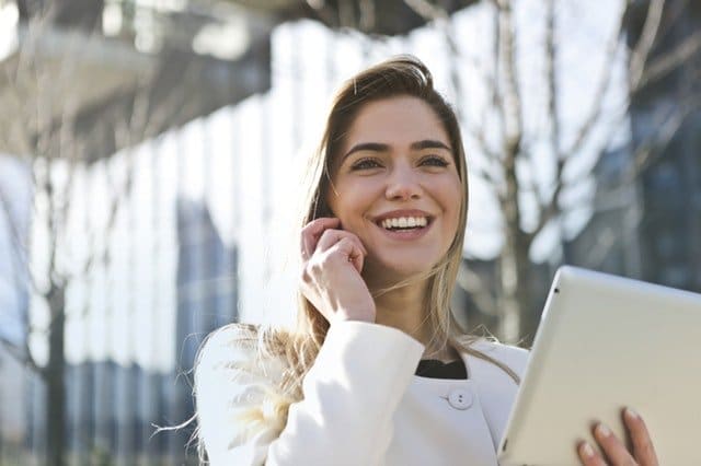 Psychology trick: Smiling